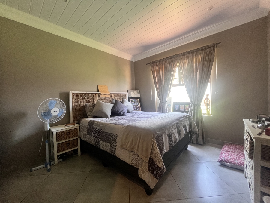 To Let 4 Bedroom Property for Rent in Wilkoppies North West